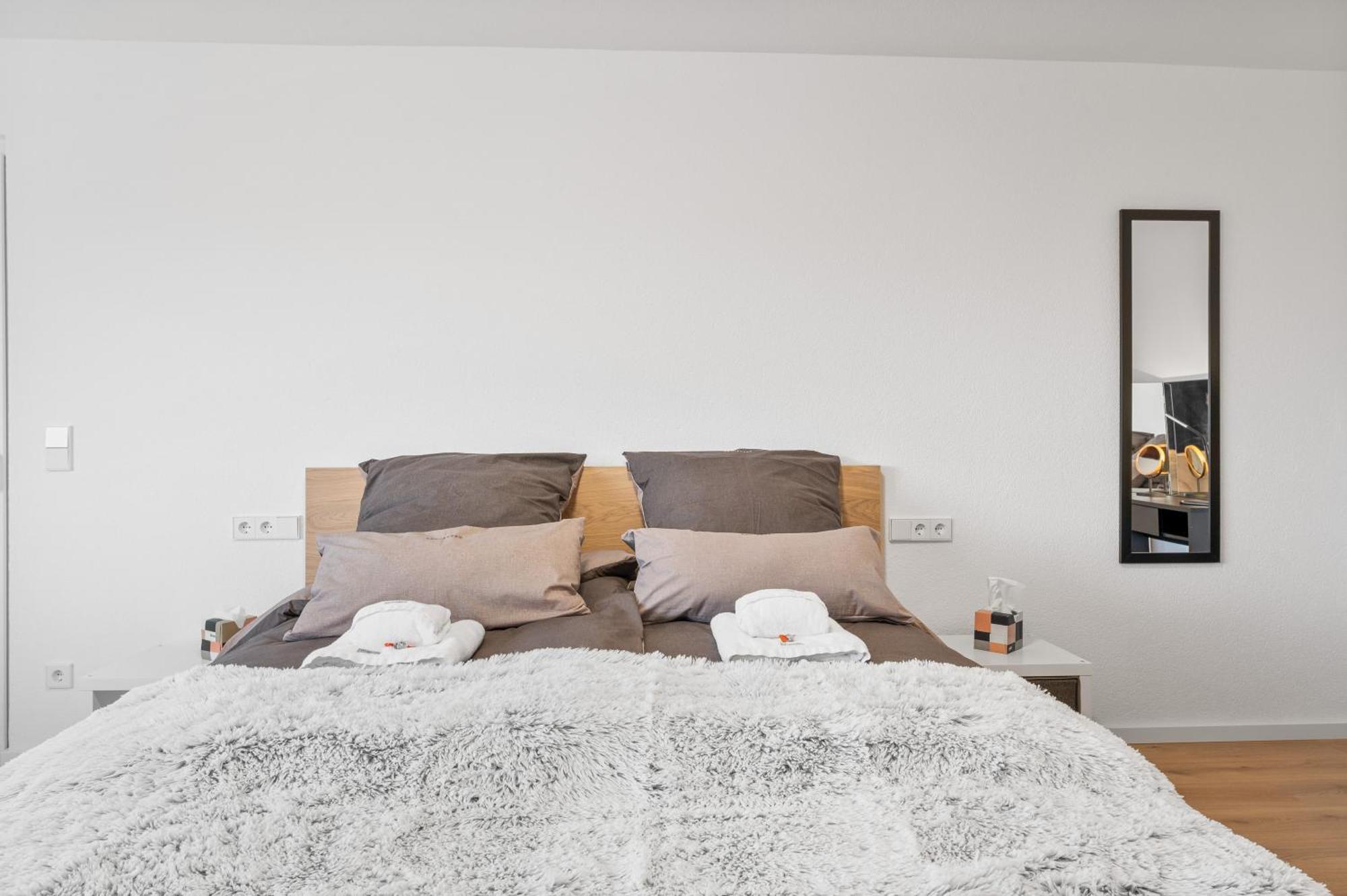 Neu: Stylische Suite Mit Ausblick Sindelfingen Exterior foto
